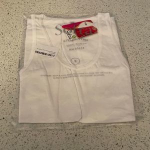 Sofra white tank top brand new with tags